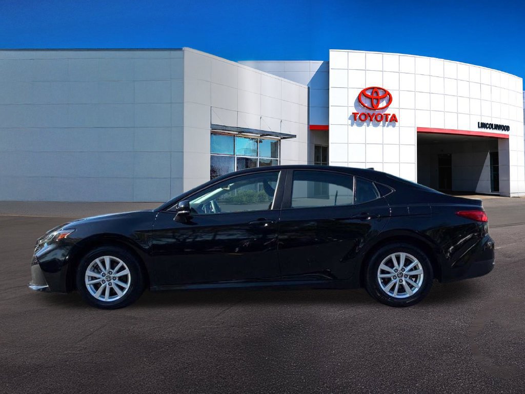 Used 2025 Toyota Camry LE FWD image 13