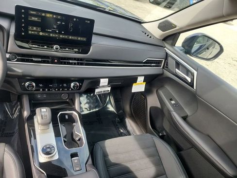 New 2026 Mitsubishi Outlander SE FWD image 18
