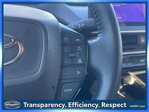 Certified 2023 Toyota Prius XLE image 22