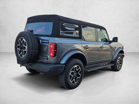 Used 2024 Ford Bronco Outer Banks AWD/4WD image 5