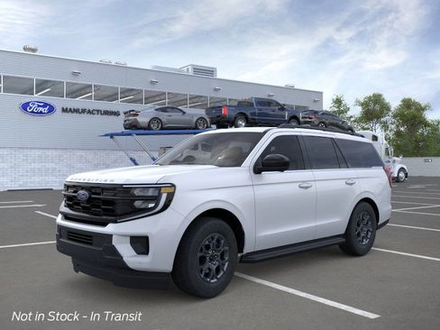 New 2025 Ford Expedition Active image 1