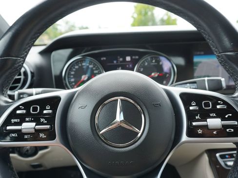 Used 2019 Mercedes-Benz E 300 image 29