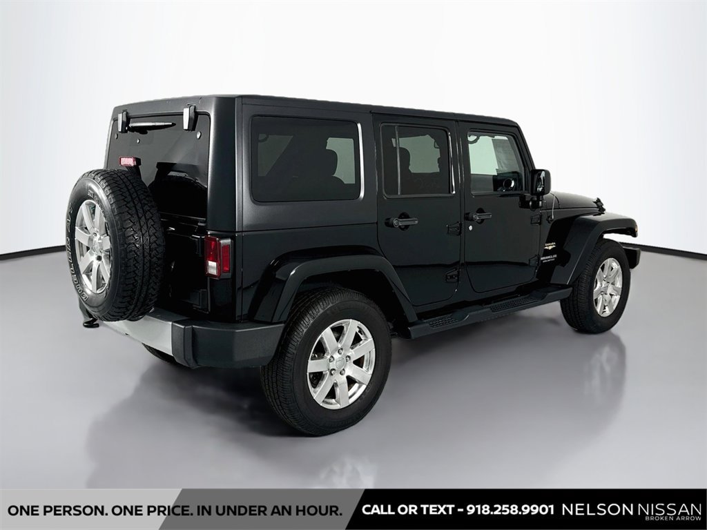 Used 2015 Jeep Wrangler Unlimited Sahara AWD/4WD image 5