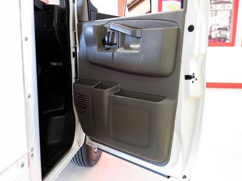 Used 2021 Chevrolet Express 3500 w/ Power Convenience Package RWD image 33