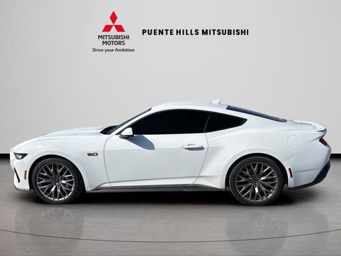 Used 2024 Ford Mustang GT Premium image 8