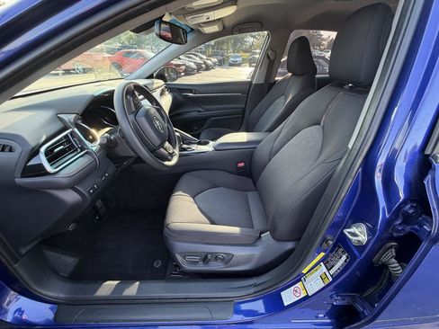 Used 2018 Toyota Camry LE w/ Convenience Package FWD image 21