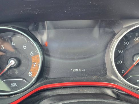 Used 2019 Jeep Compass Trailhawk w/ Cold Weather Group AWD/4WD image 4