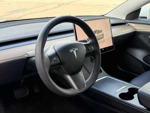 Used 2023 Tesla Model 3 Standard Range RWD image 7