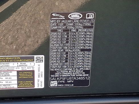 New 2026 Land Rover Range Rover SE image 17