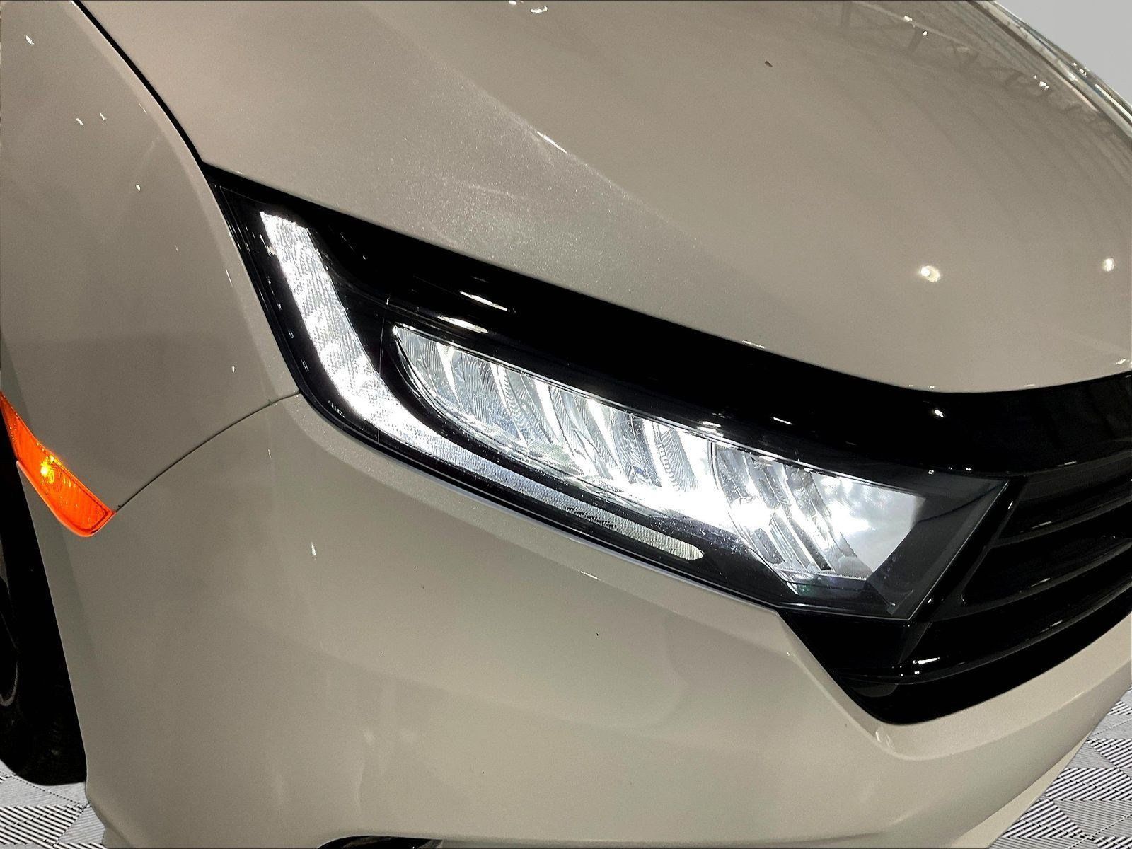 Used 2024 Honda Odyssey Sport image 32