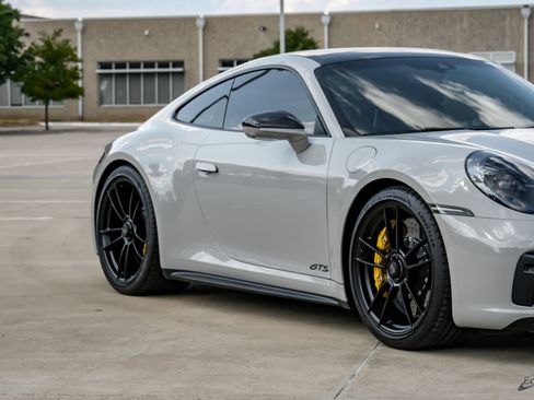 Used 2024 Porsche 911 Carrera GTS RWD image 25