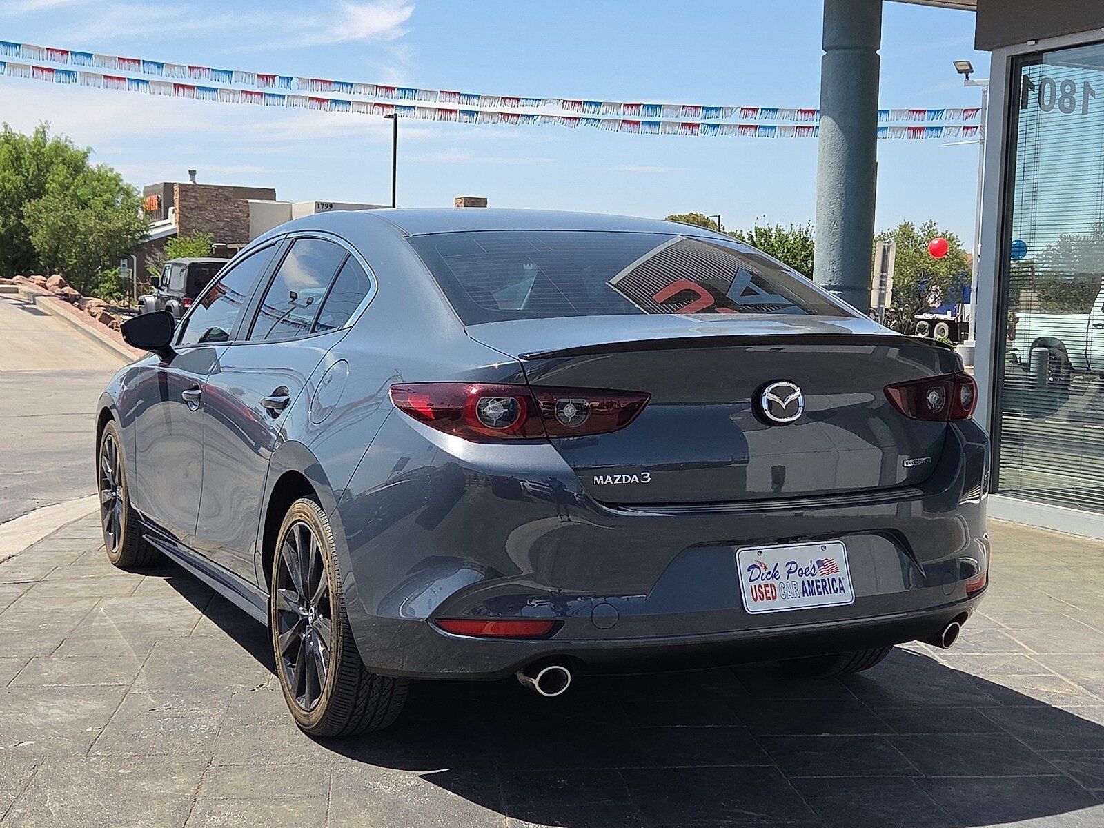 Used 2023 MAZDA MAZDA3 s FWD image 4