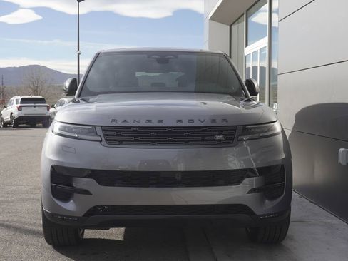 New 2025 Land Rover Range Rover Sport SE image 5