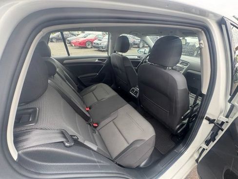 Used 2016 Volkswagen Golf S FWD image 24