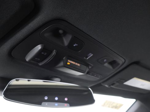 Used 2017 Chevrolet Camaro ZL1 RWD image 11