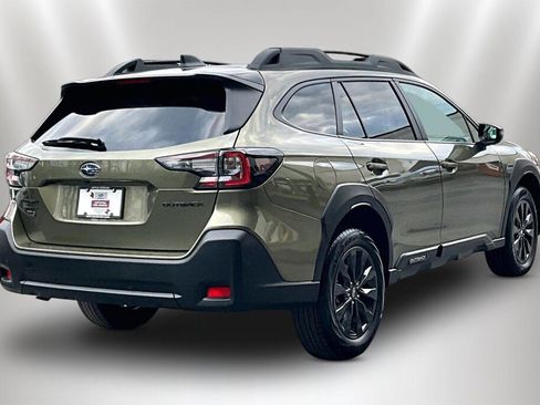 Certified 2025 Subaru Outback Onyx Edition w/ Tech Package 2 image 5