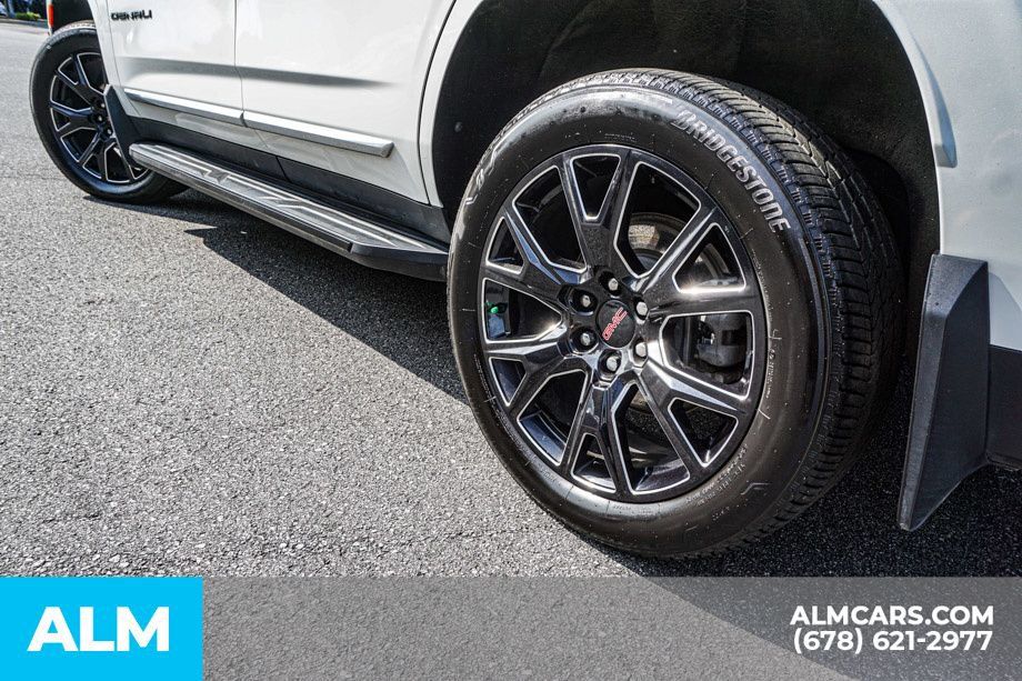 Used 2024 GMC Yukon Denali AWD/4WD image 16