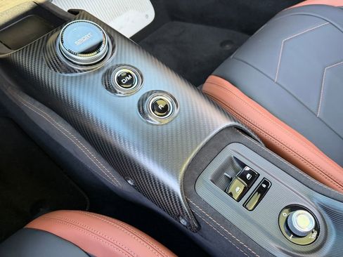 Used 2024 Maserati MC20 Cielo image 25