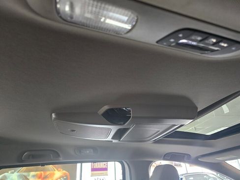 Used 2023 Honda Odyssey Touring image 17