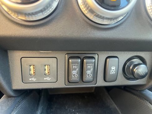Used 2022 Mitsubishi Outlander Sport SE FWD image 19