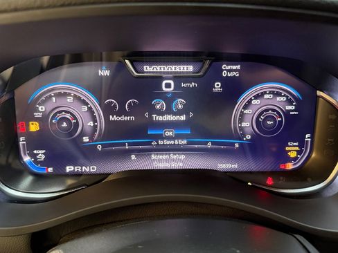 Used 2024 RAM 2500 Laramie w/ Night Edition image 24