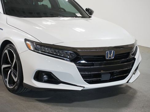Used 2022 Honda Accord Sport image 4