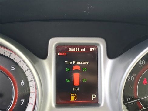 Used 2017 Dodge Journey SE image 27