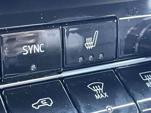 New 2026 Chevrolet Equinox LT image 17