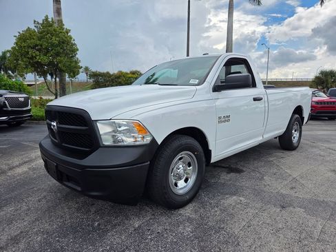 Used 2018 RAM 1500 Express RWD image 16