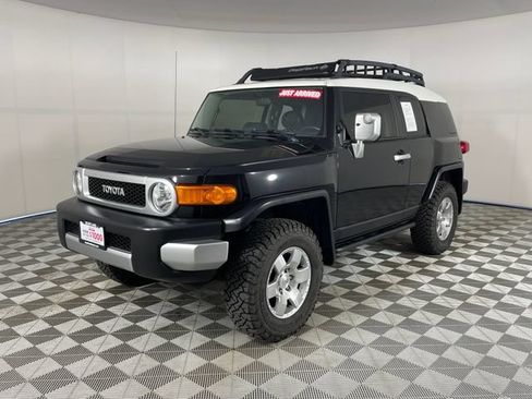 Used 2007 Toyota FJ Cruiser 4WD image 1