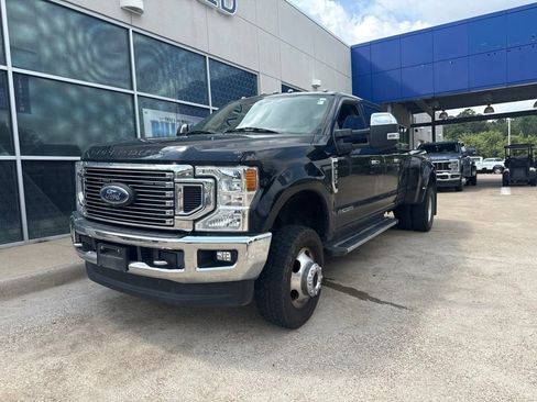 Used 2021 Ford F350 Lariat w/ Lariat Ultimate Package AWD/4WD image 4