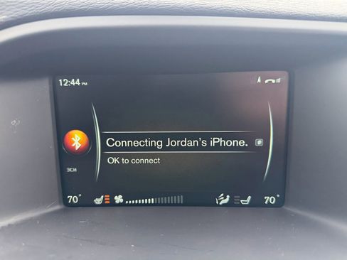 Used 2016 Volvo V60 T5 Cross Country Platinum w/ Climate Package image 38