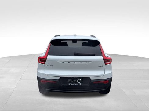 Certified 2026 Volvo XC40 B5 Plus w/ Protection Package Premier AWD/4WD image 34