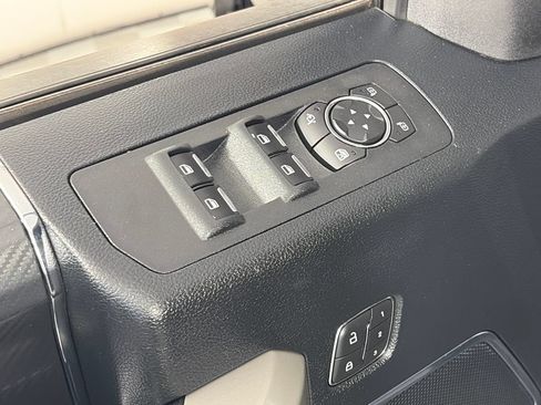 Used 2018 Ford F150 Lariat AWD/4WD image 26