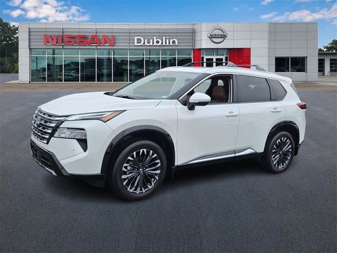 New 2026 Nissan Rogue Platinum image 1