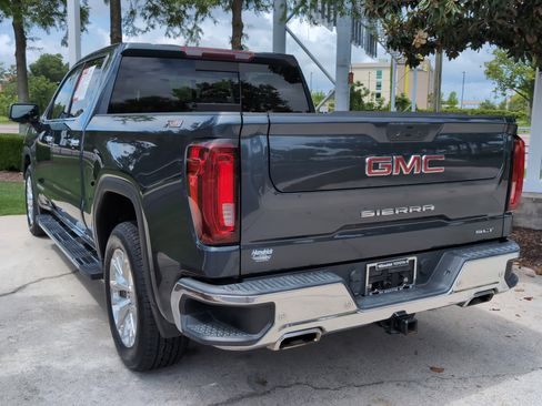Used 2021 GMC Sierra 1500 SLT w/ SLT Convenience Package AWD/4WD image 8