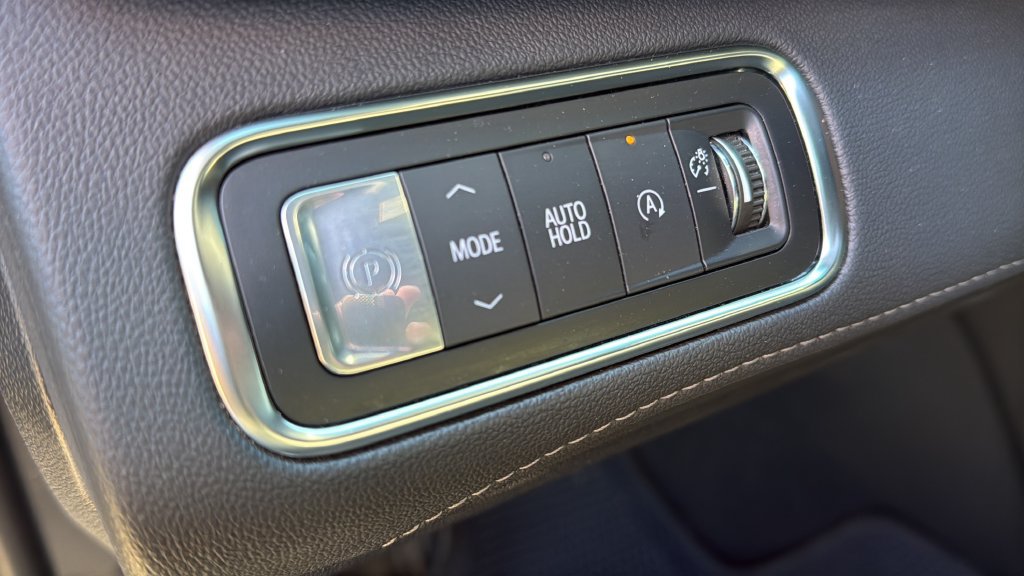 Used 2025 Buick Enclave Sport Touring w/ Power Package FWD image 20