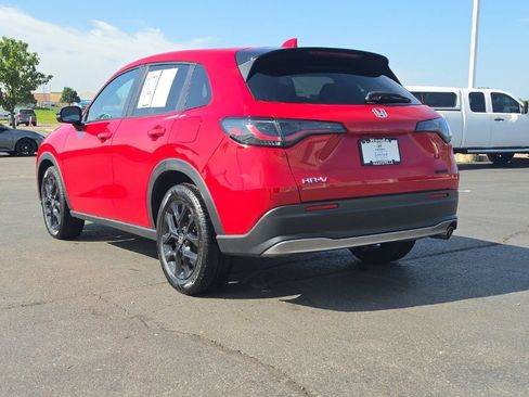 Certified 2025 Honda HR-V Sport image 5