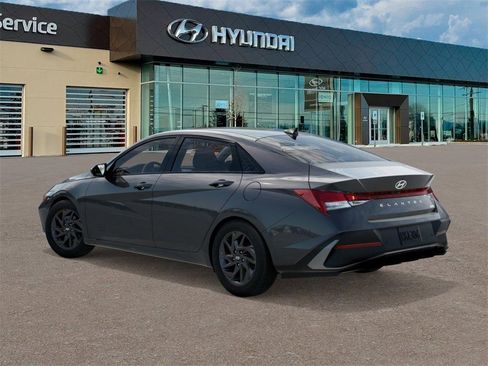 New 2026 Hyundai Elantra Blue image 5