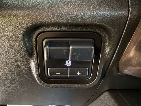 Used 2024 GMC Hummer EV 2X w/ LPO, Illumination Package AWD/4WD image 48