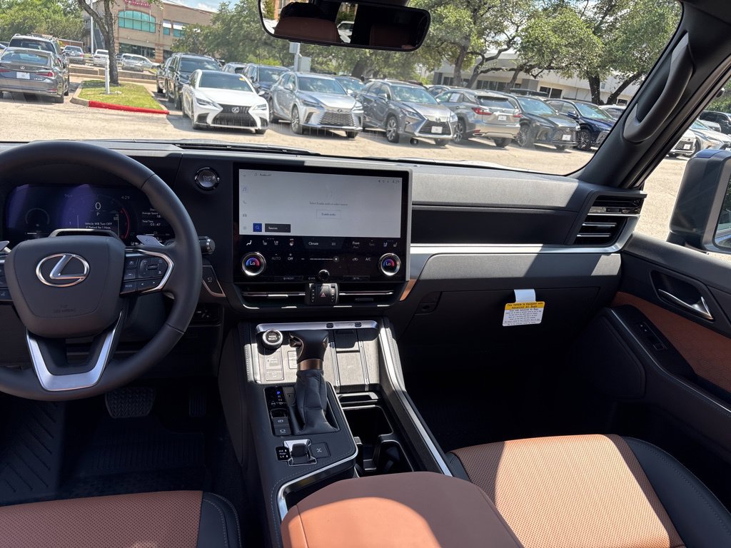 Certified 2026 Lexus GX 550 w/ Accessory Package (2T) AWD/4WD image 18