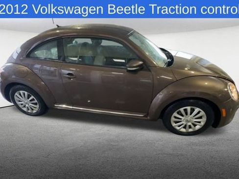 Used 2012 Volkswagen Beetle 2.5 image 9