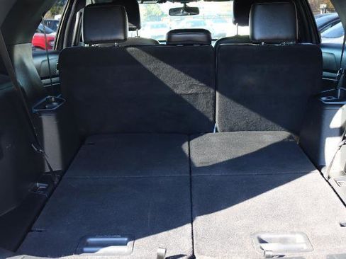 Used 2018 Ford Explorer XLT w/ Equipment Group 202A image 26