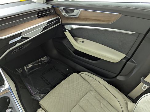 New 2025 Audi A6 3.0T allroad Prestige image 11