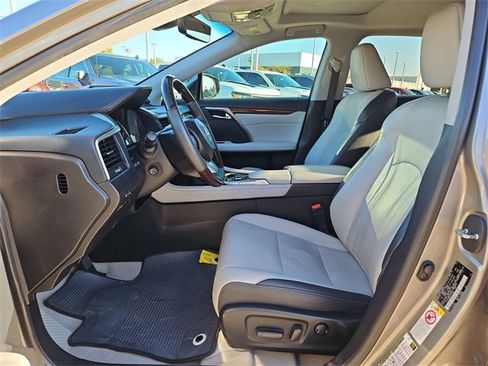 Used 2018 Lexus RX 350 350 4D Sport Utility w/ Premium Package image 25