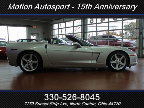 Used 2005 Chevrolet Corvette Convertible w/ Preferred Equipment Group image 16