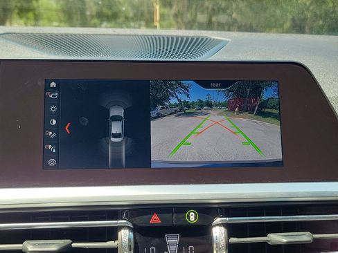 Used 2019 BMW 330i xDrive Sedan w/ Convenience Package AWD/4WD image 32
