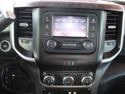 Used 2019 RAM 2500 Big Horn AWD/4WD image 17