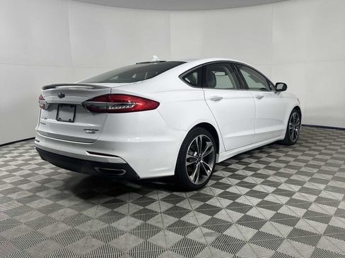 Used 2019 Ford Fusion Titanium image 8