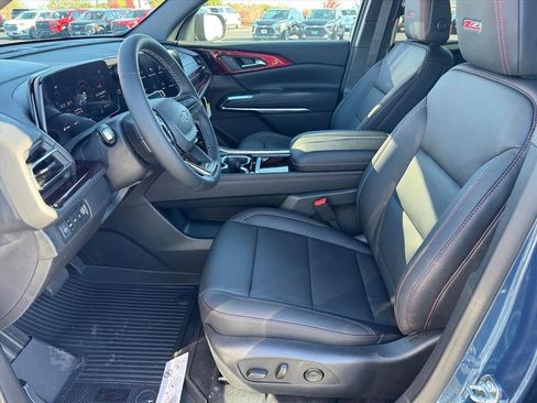 New 2026 Chevrolet Traverse Z71 w/ LPO, Floor Liner Package image 4